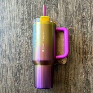 Starbucks x Stanley Sunset Gradient Quencher 40 oz. Yellow, purple & orange. NWT